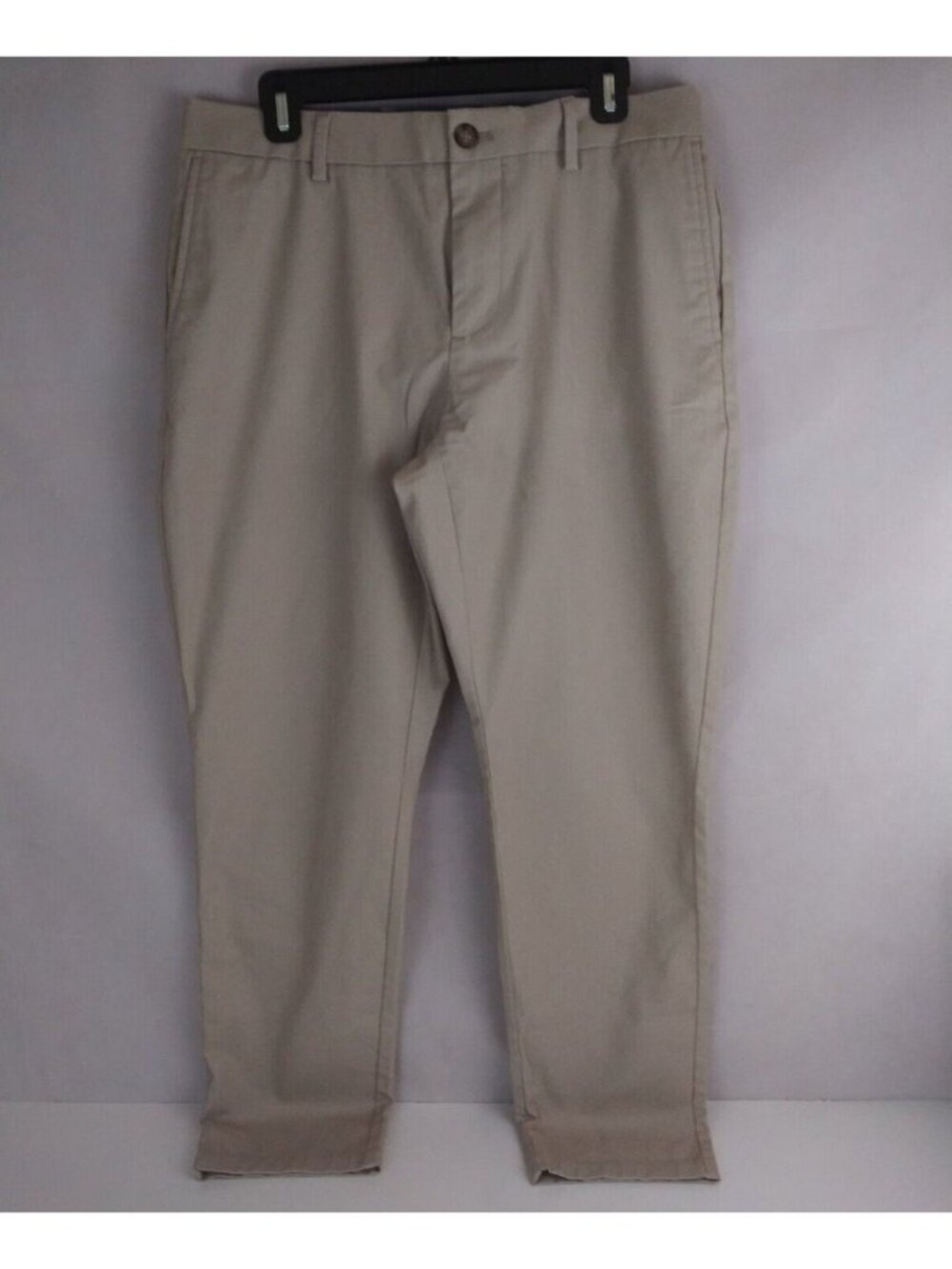 NWT Old Navy Athletic Taper  Built-In Flex Men's Chino Slacks Pants Size 33x30